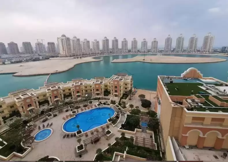 Wohn Klaar eigendom 3 Schlafzimmer S/F Wohnung  zu vermieten in Al Sadd , Doha #9299 - 1  image 